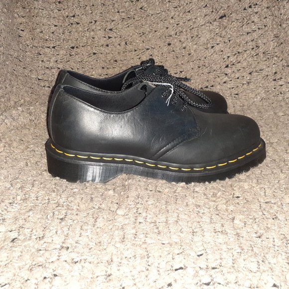 DR. DOC MARTENS-30679-Black Leather Oxfords-3 Eye-Sz 7Men/8Women-NEW/NO BOX - Picture 5 of 9